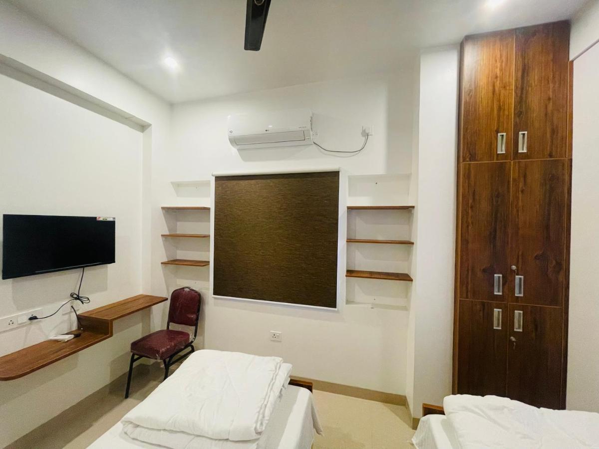 Mvp Residencies Hotel