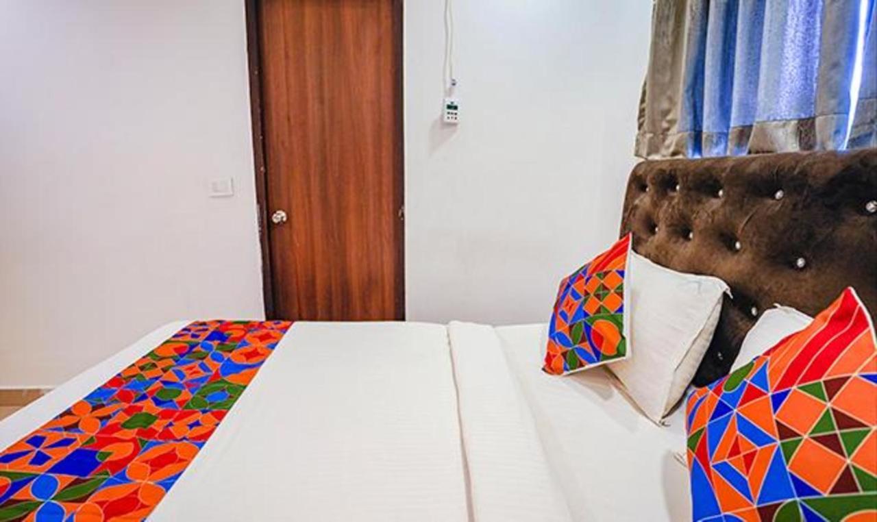 Hotel Fabhotel Earth - Nr Phoenix Marketcity Chennai 3*