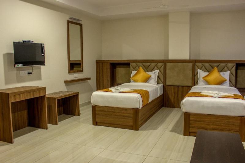 Hotel Rr Mount Elite *