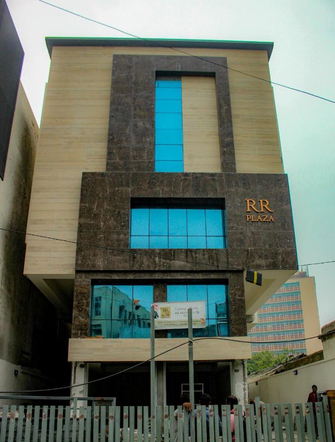 Rr Mount Elite Hotel