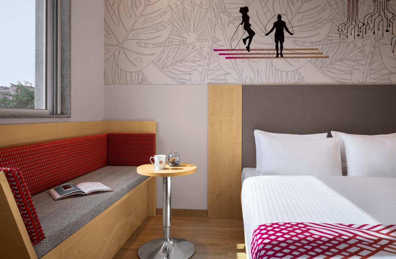 Ginger Omr Hotel