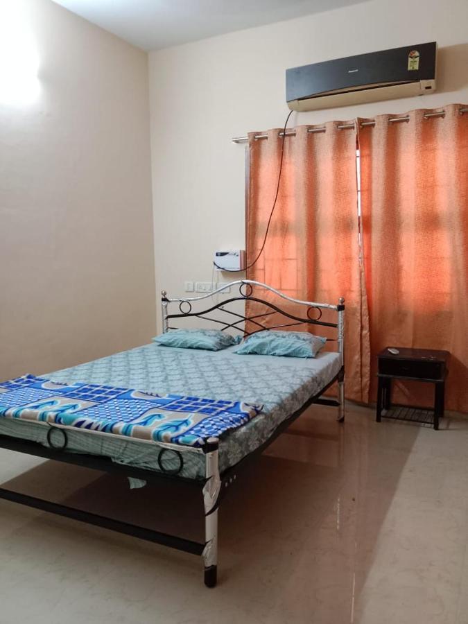 Amazing Hudson New York - Velachery * Chennai