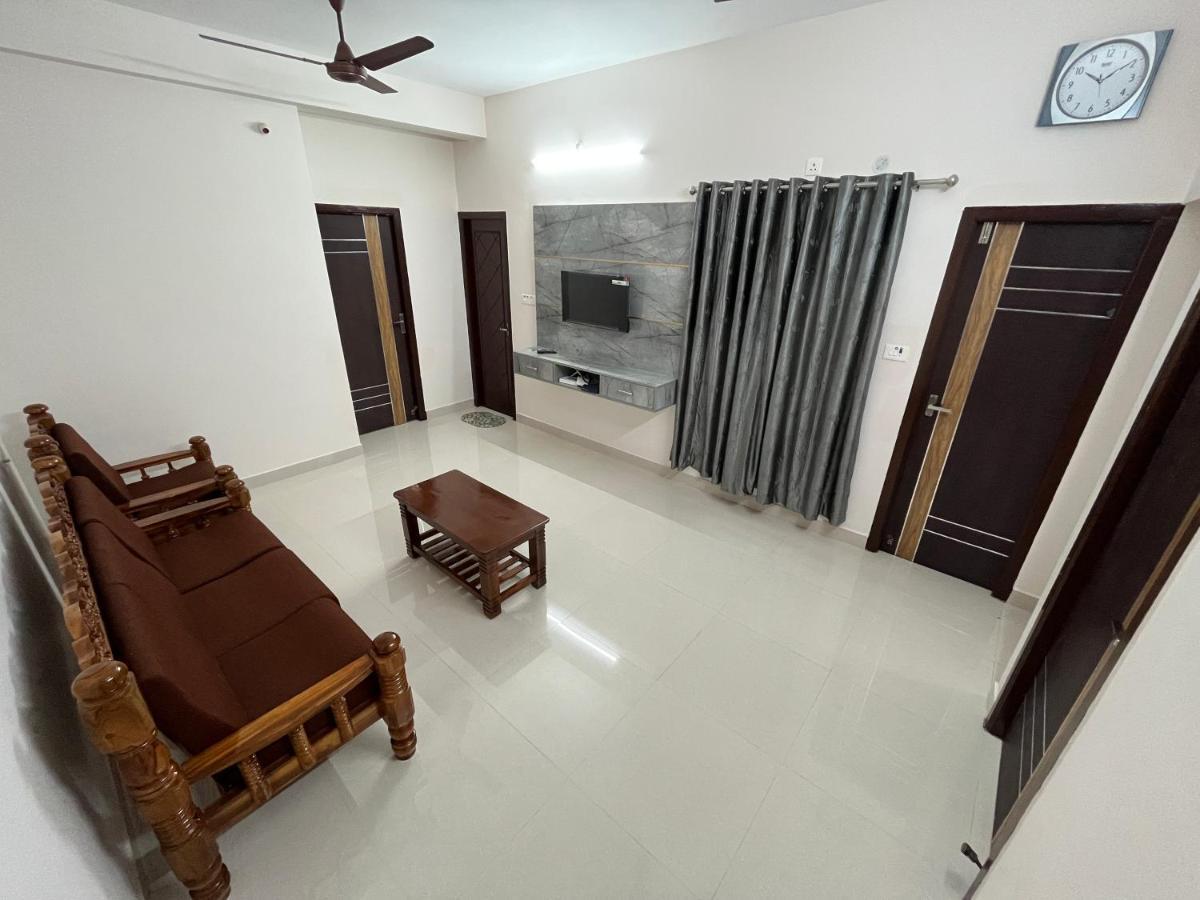 Cm Service - Near Airport - Pallavaram Apartment *