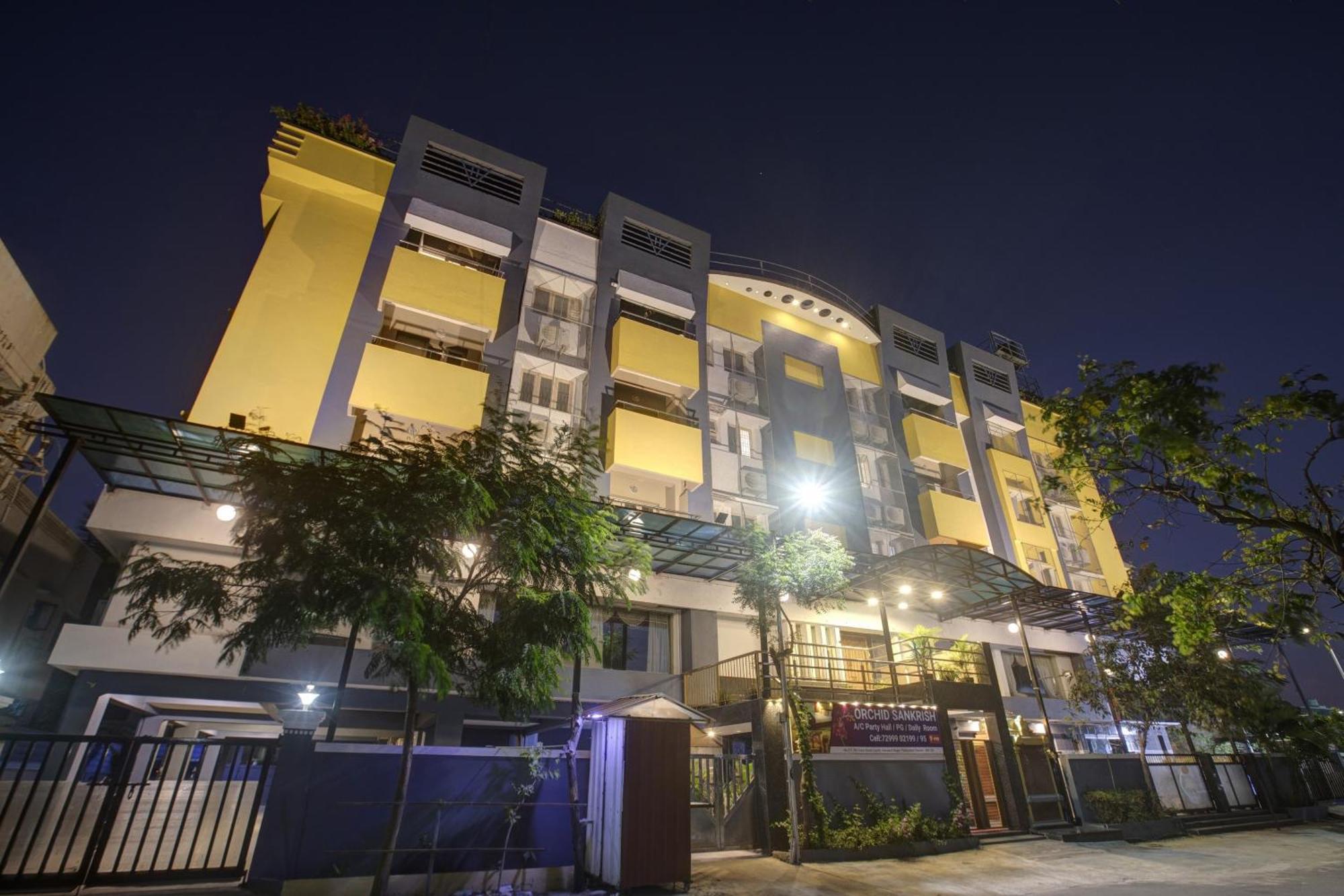 Super Townhouse Orchid Sankrish Near Balaji Dental College Chennai
