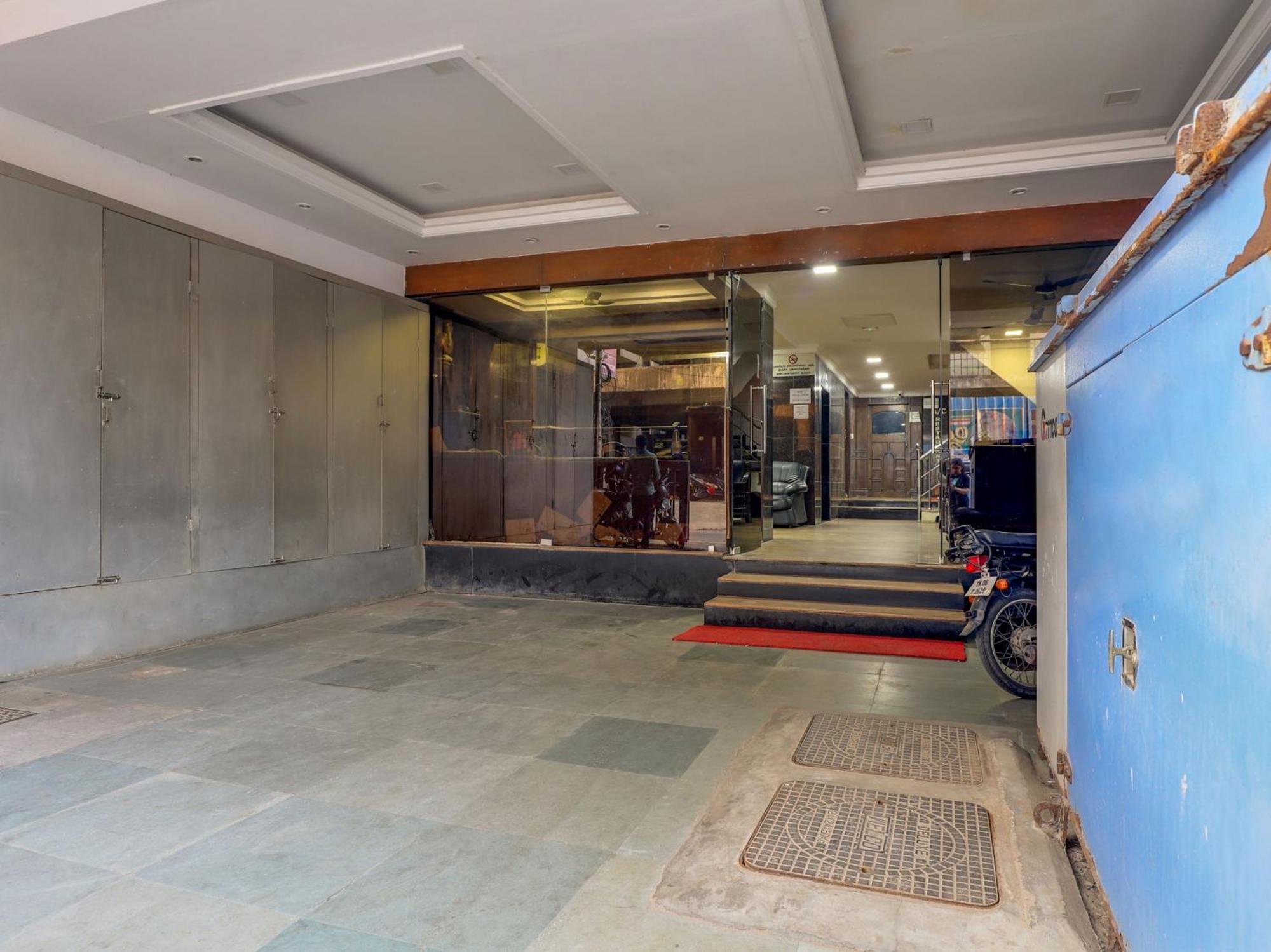 Hotel Super Collection O Chepauk Near Ma Chidambram Stadium Chennai
