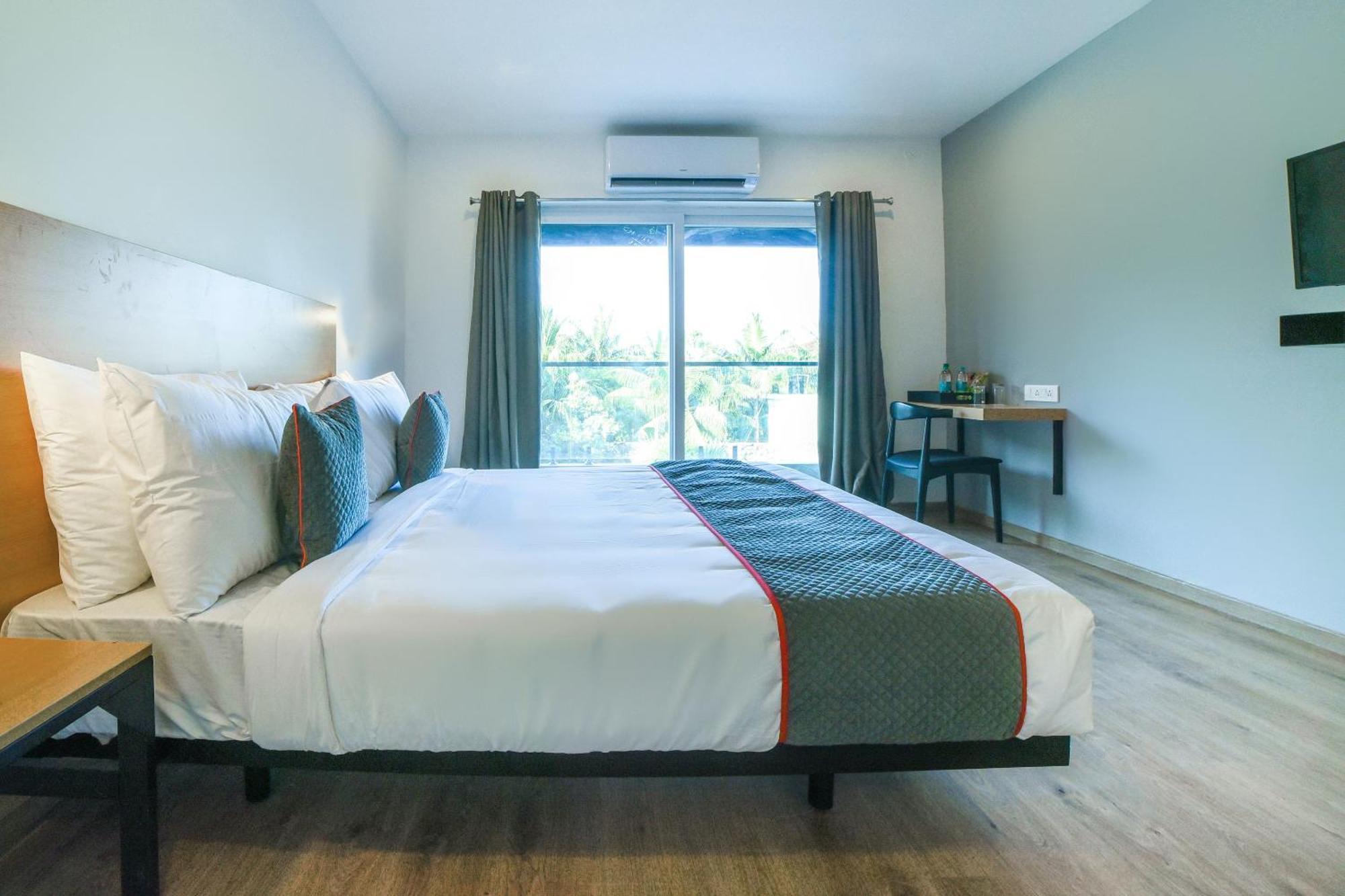 Oyo Townhouse 211 Laguna Ecr