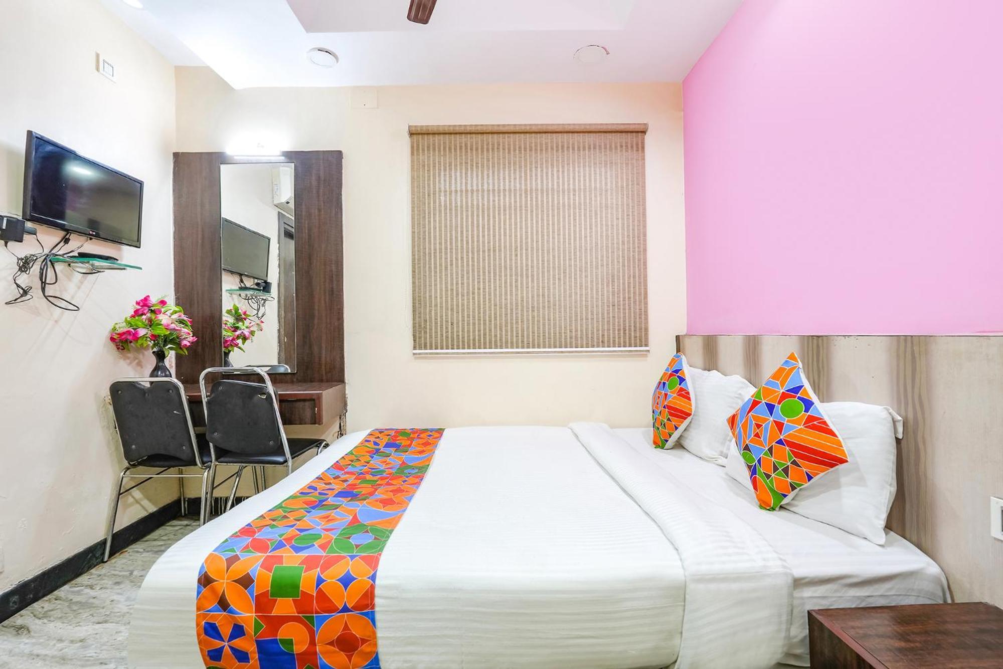 Fabexpress Raj Supreme Residency Hotel