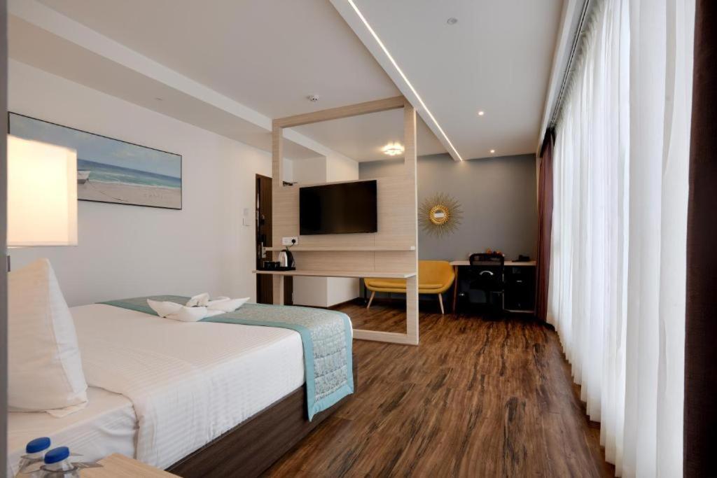 Hotel The Palomar By Crossway 4*