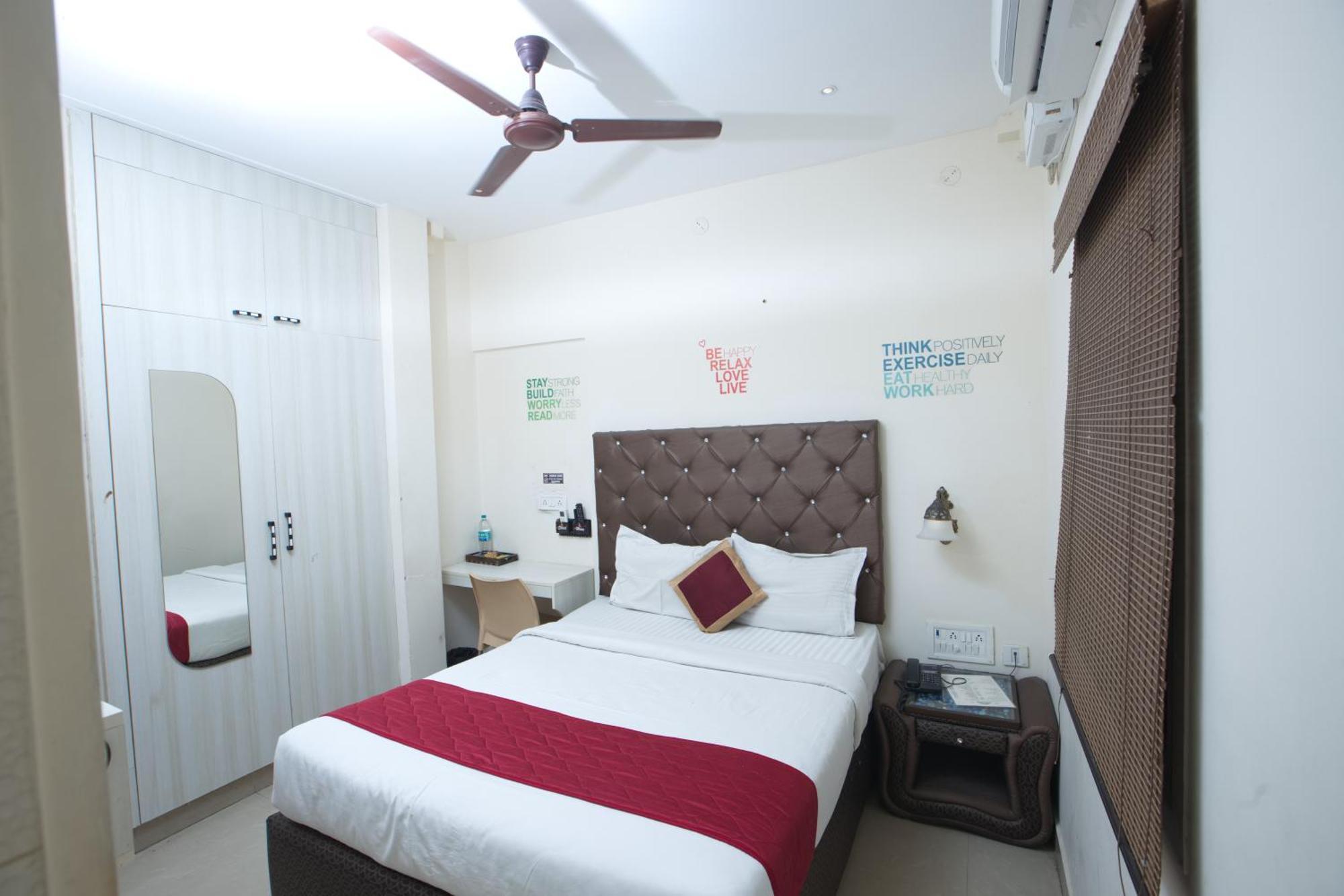 Hotel Zingle Airport 3*