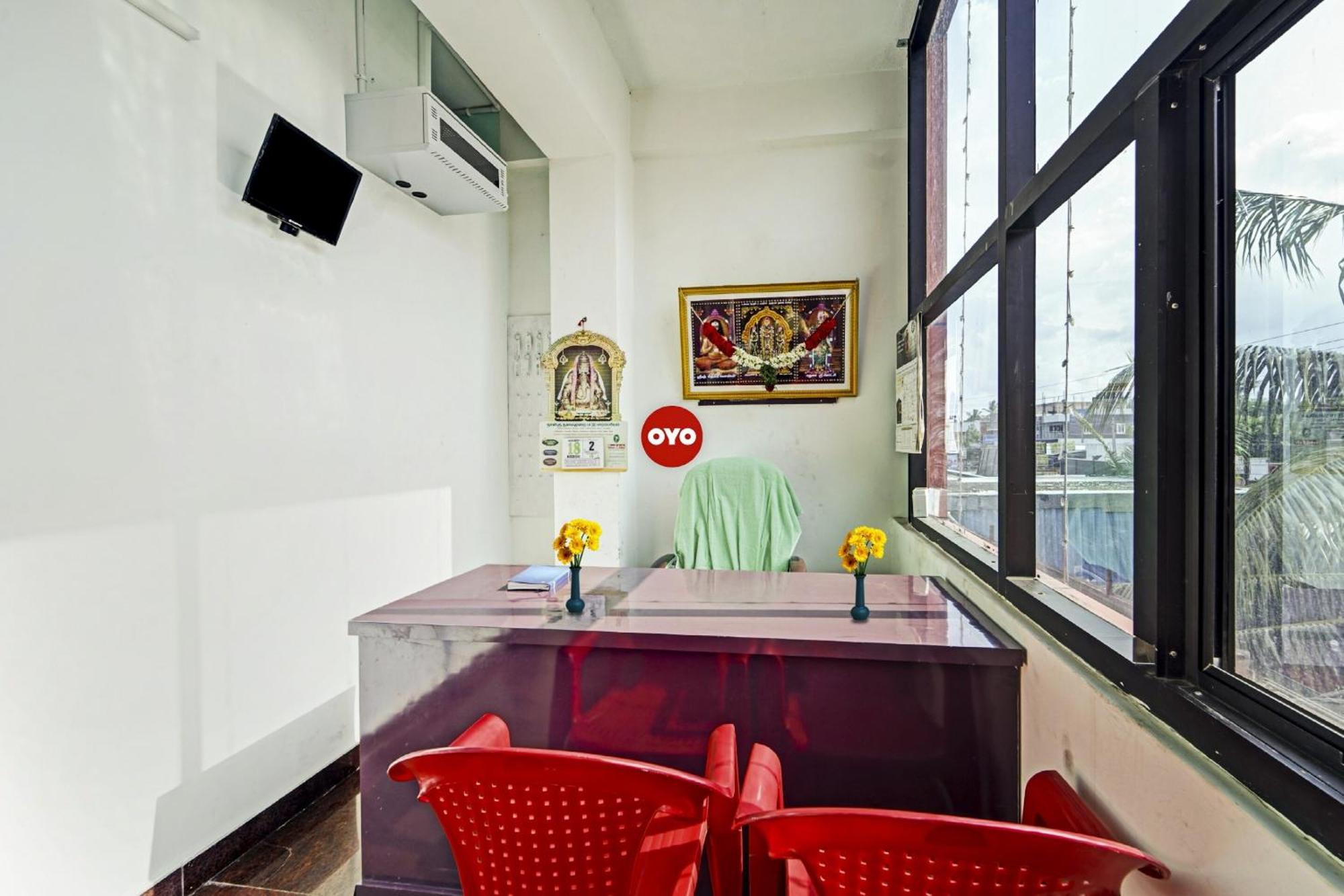 Oyo Flagship 92943 Guna Residency Hotel Chennai