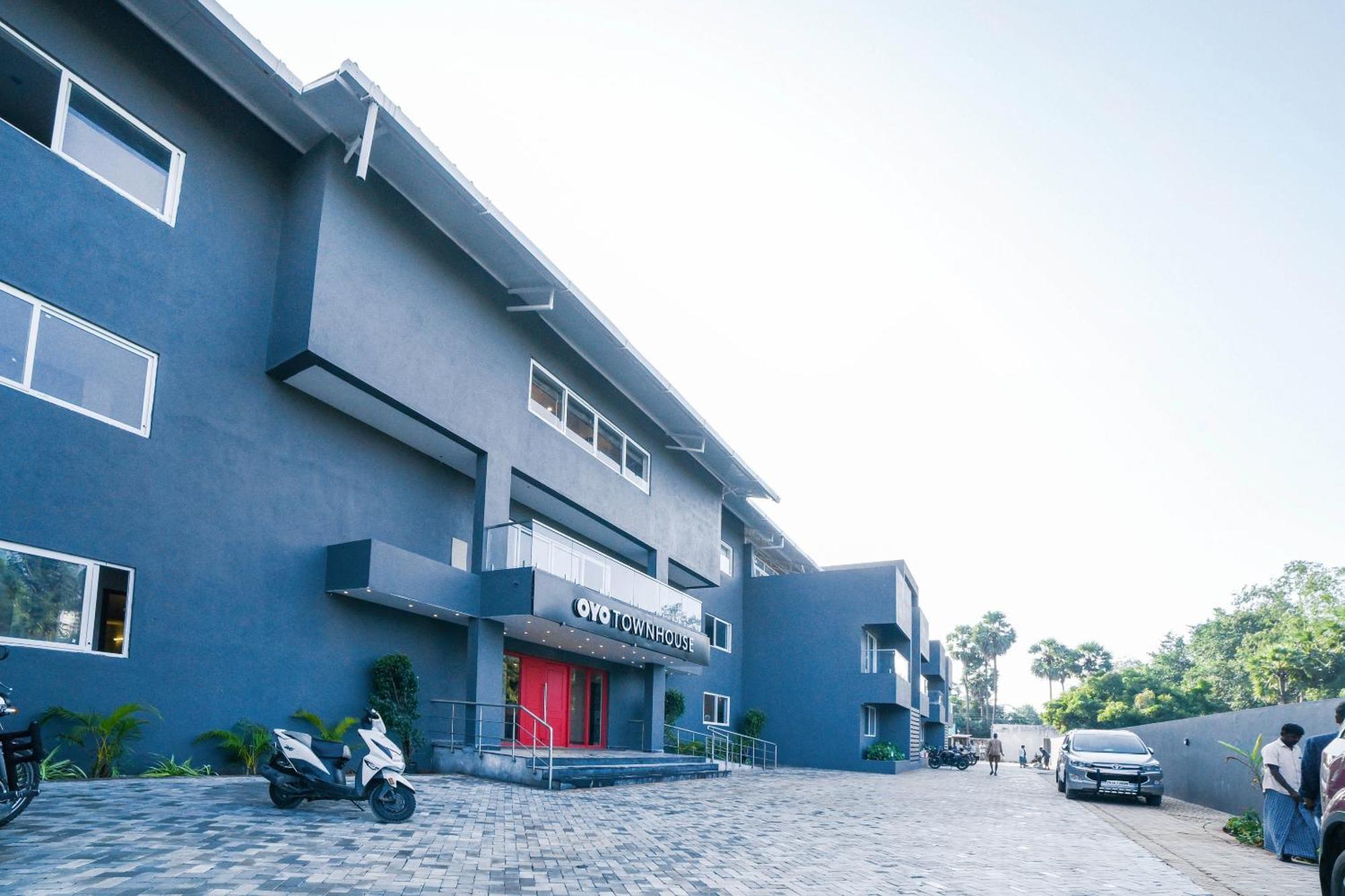 Oyo Townhouse 211 Laguna Ecr Hotel Chennai