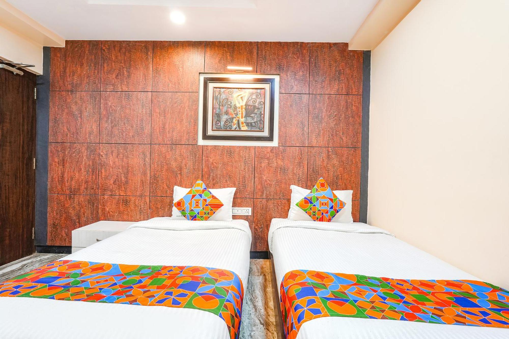 Fabexpress Raj Supreme Residency Hotel