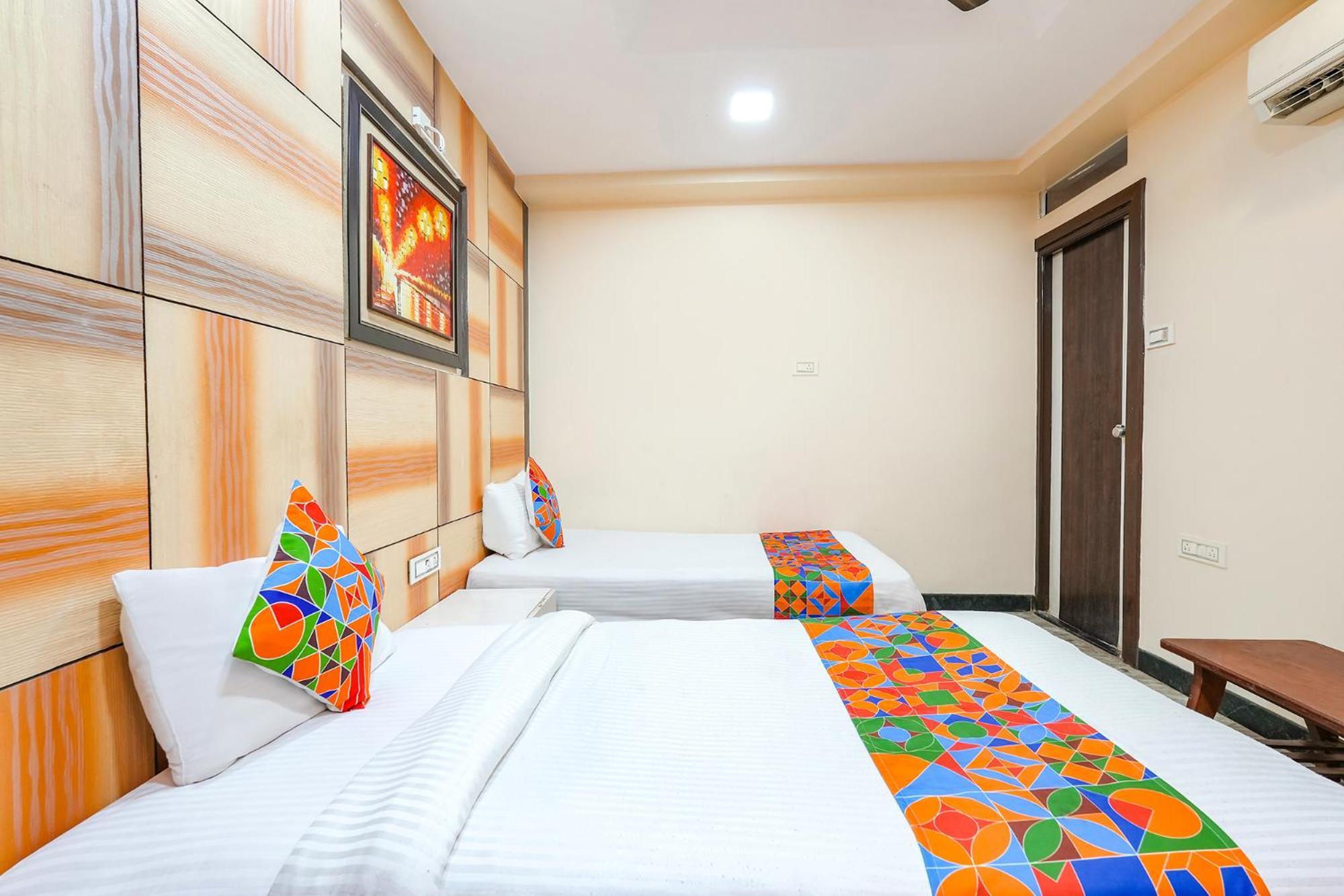 Fabexpress Raj Supreme Residency Hotel
