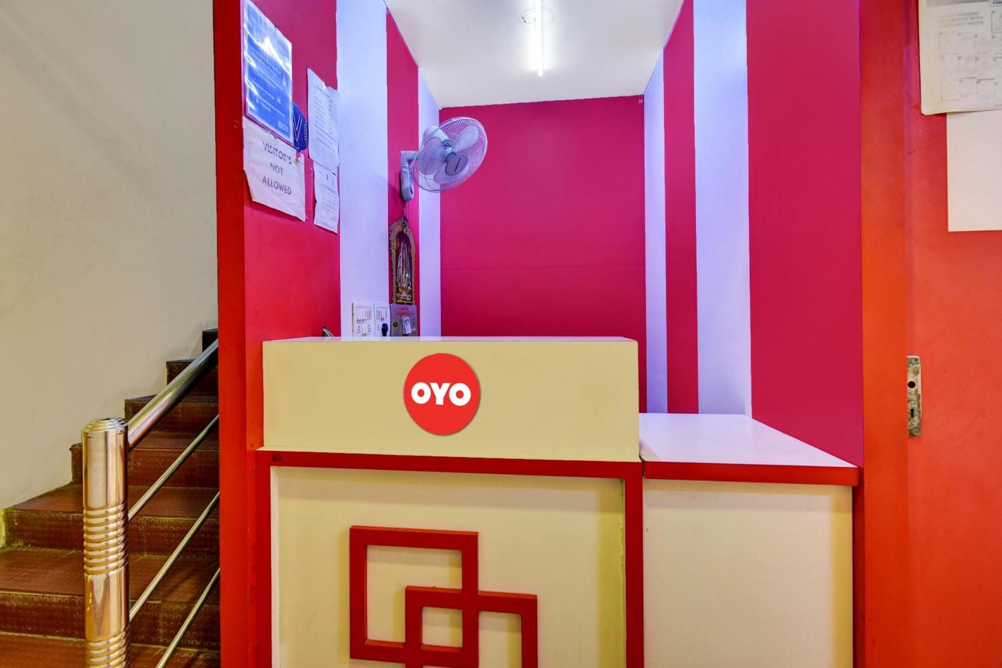 Hotel Oyo Flagship Sri Devi Mahal