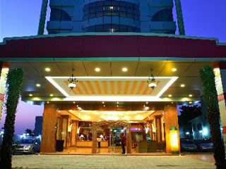 Hotel The Checkers Chennai