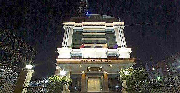 Super Townhouse Koyambedu Hotel 4*