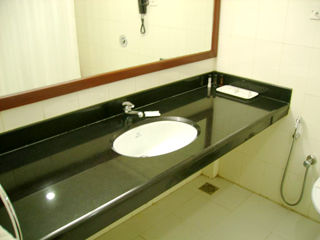 Park Plaza 2*