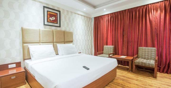 Royal Regency Lifotel By Crossway Hotel 3*