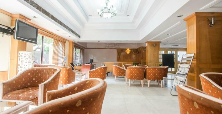 Royal Regency Lifotel By Crossway Hotel 3*