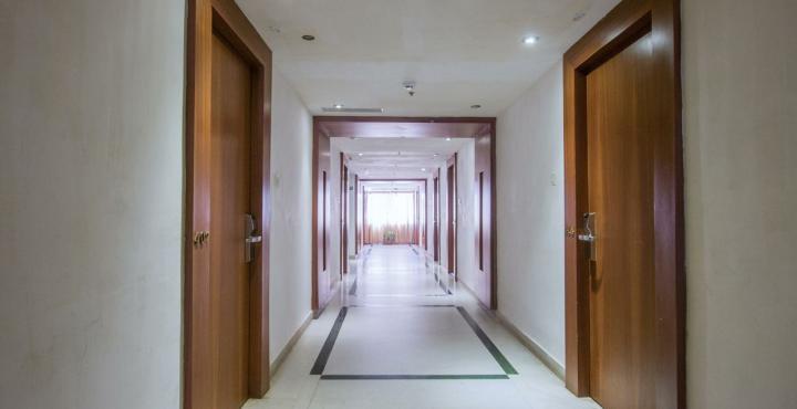 Royal Regency Lifotel By Crossway Hotel
