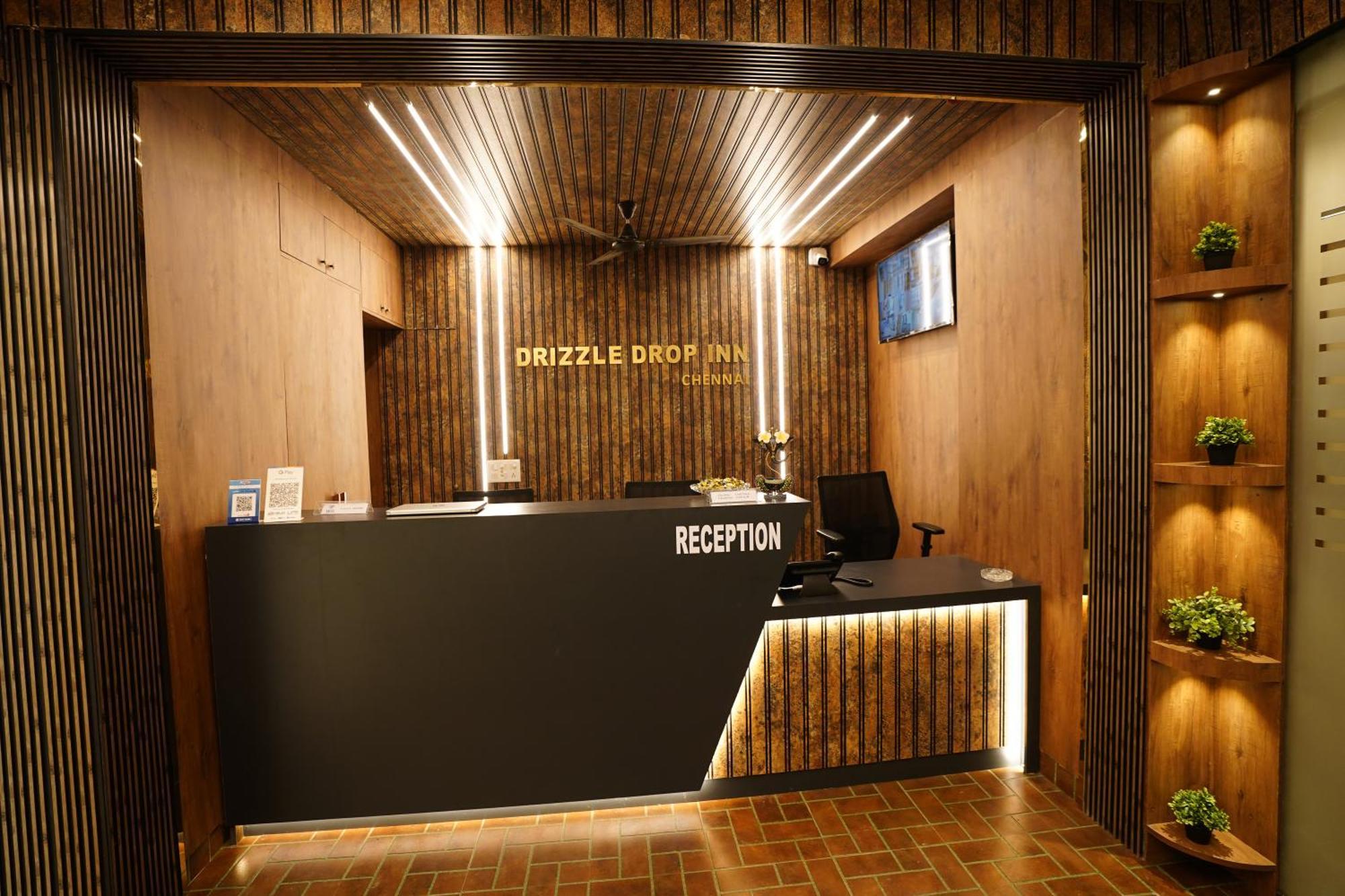 Drizzledrop Hotel 3*