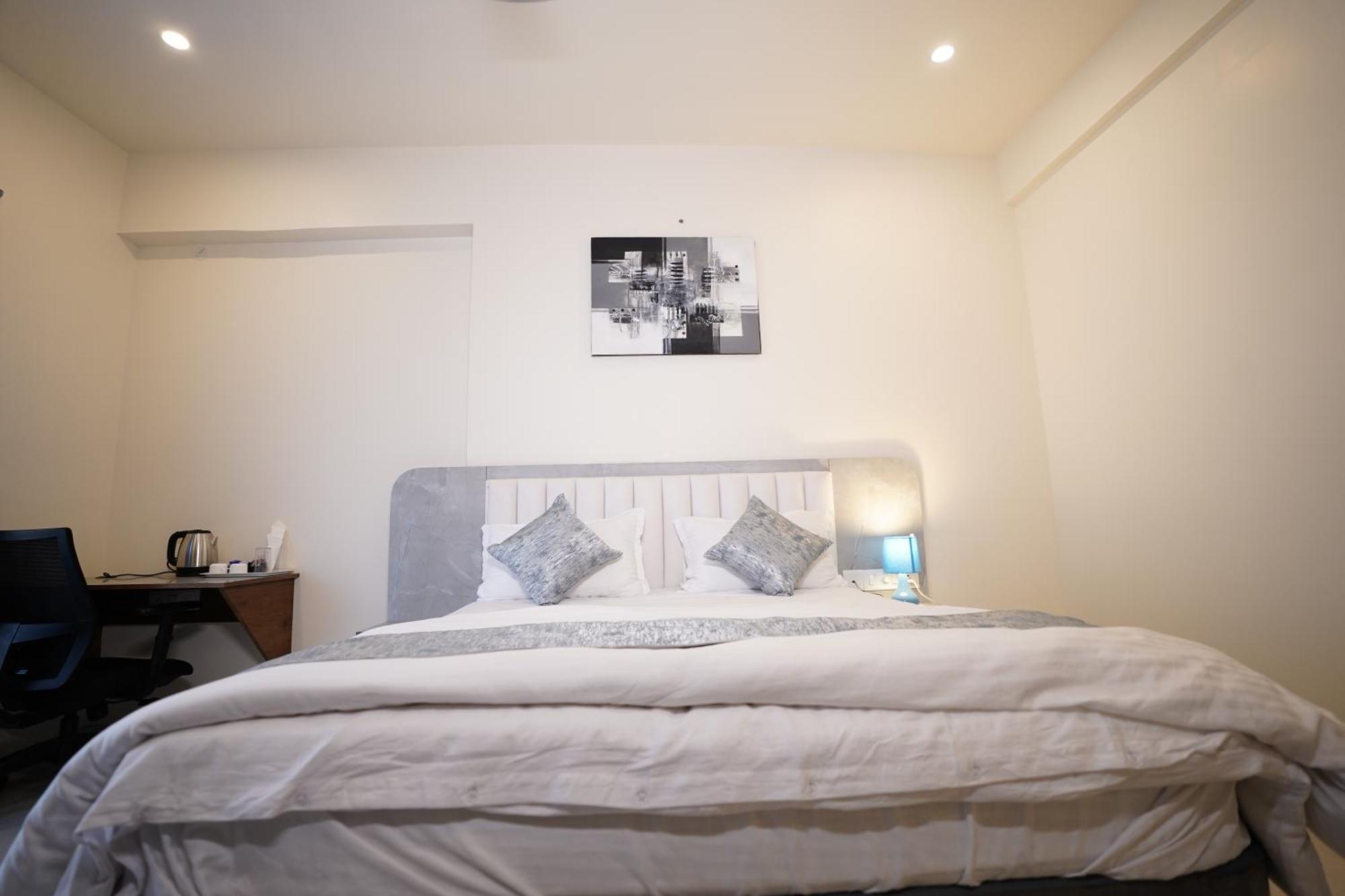 Drizzledrop Hotel 3*