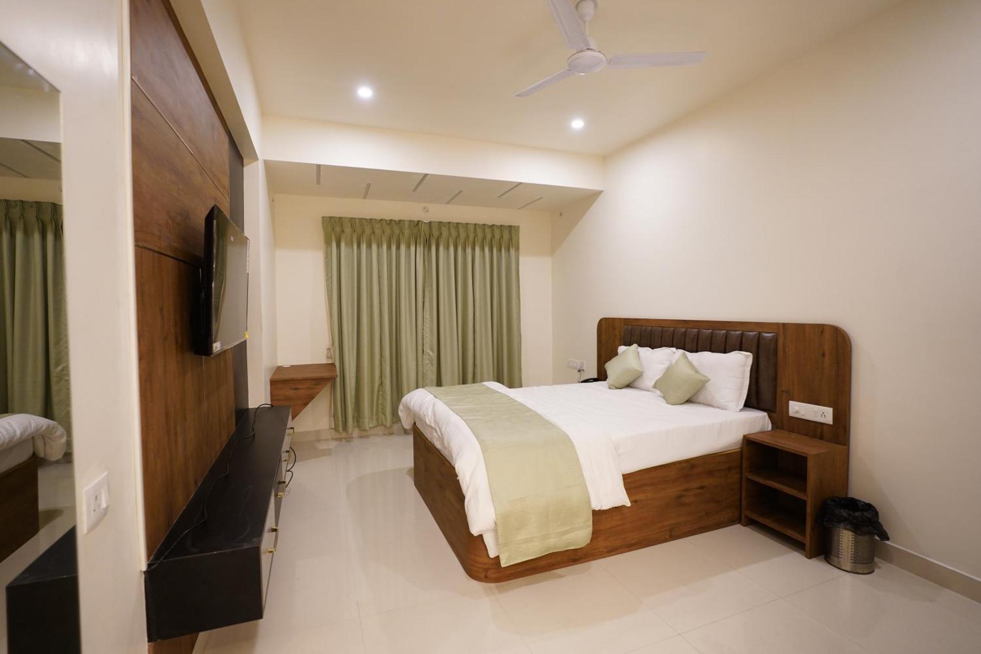 Hotel Drizzledrop 3*