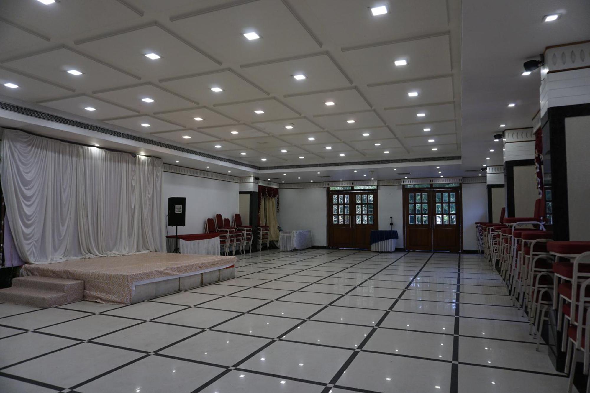 Kingscross Residency 2* Chennai