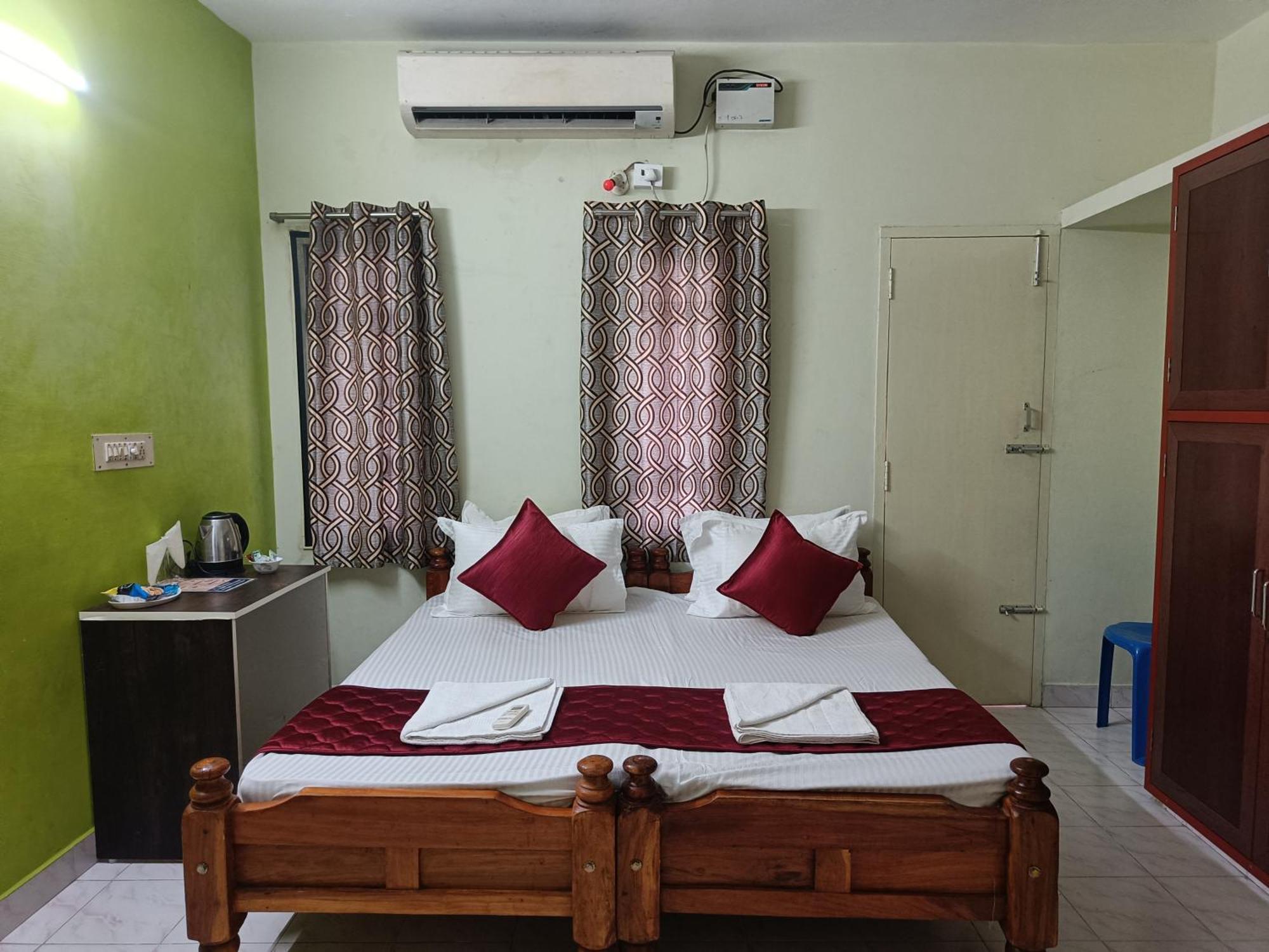 Trendz Service Apartamento *