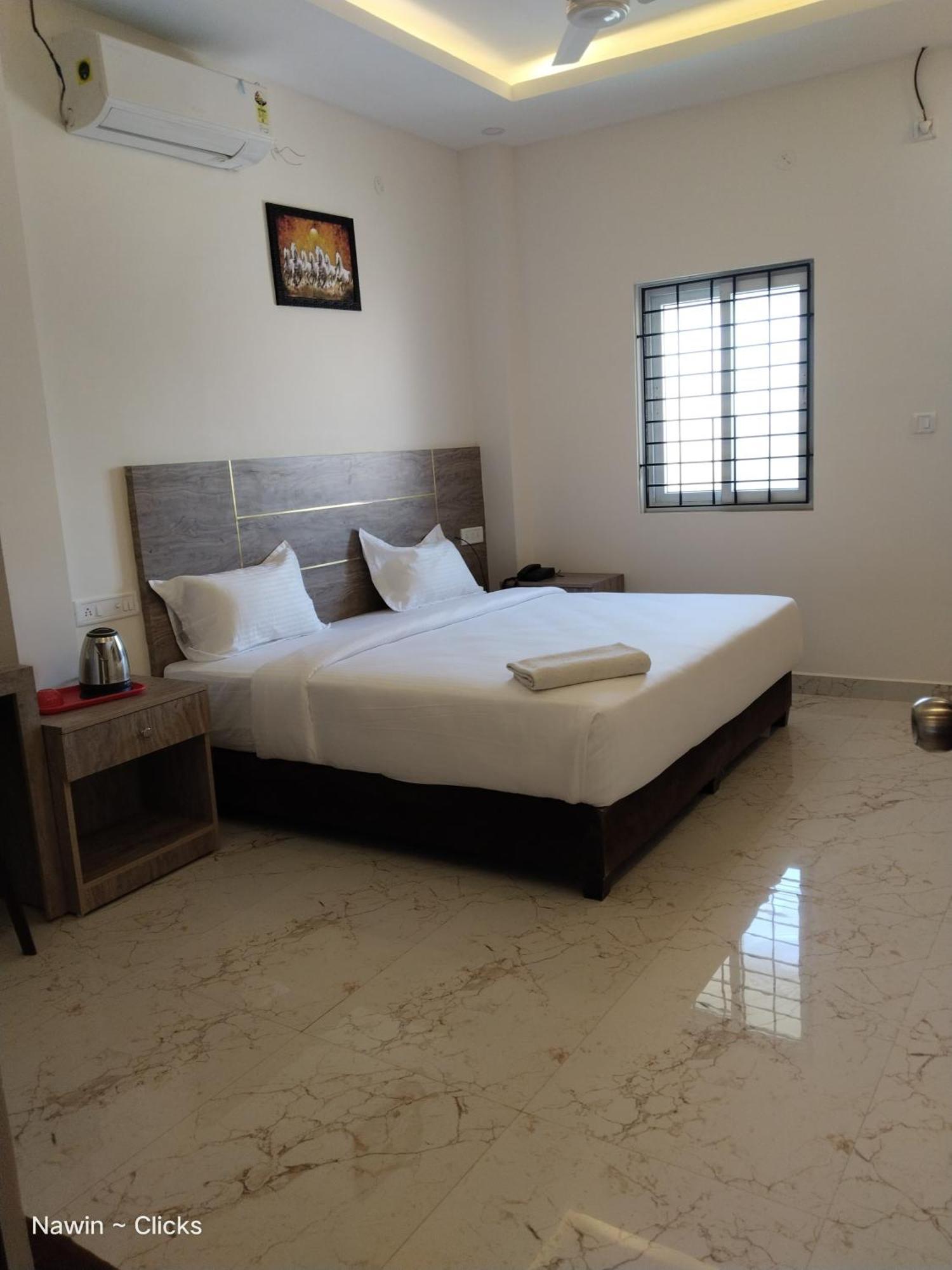 Redfox Hotel-t.nagar