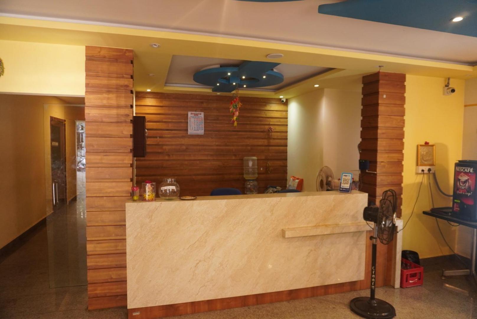 The Dolphin Park Hotel, Virugambakkam Hotel *