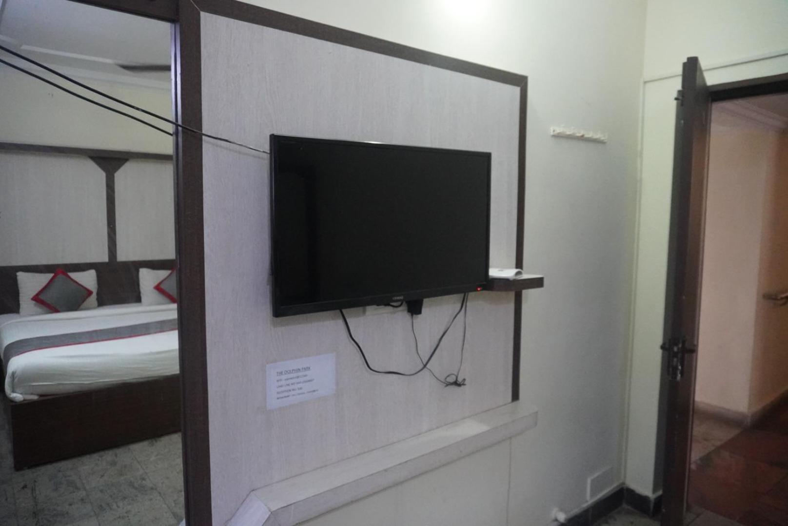 The Dolphin Park Hotel, Virugambakkam Chennai