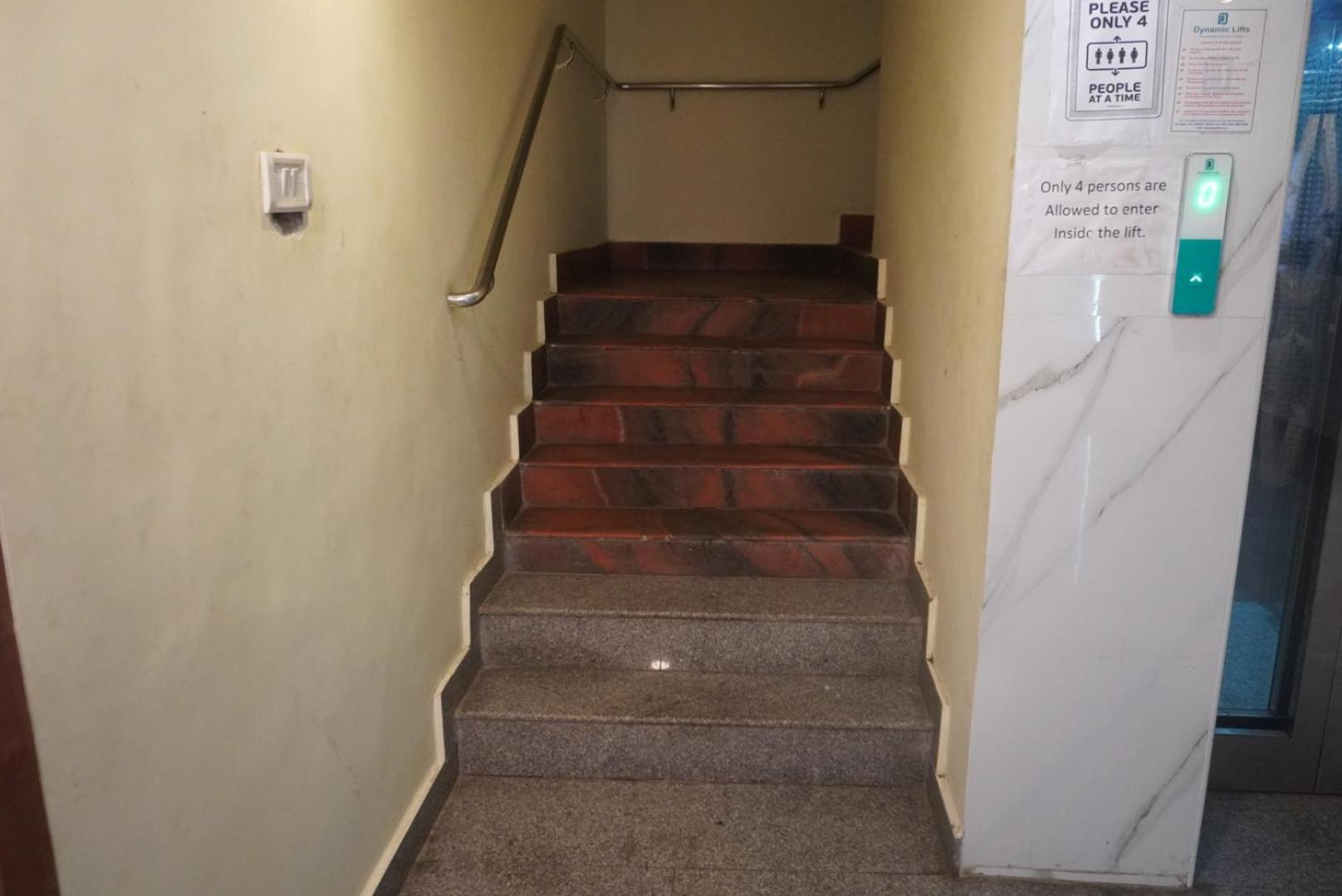 The Dolphin Park Hotel, Virugambakkam *