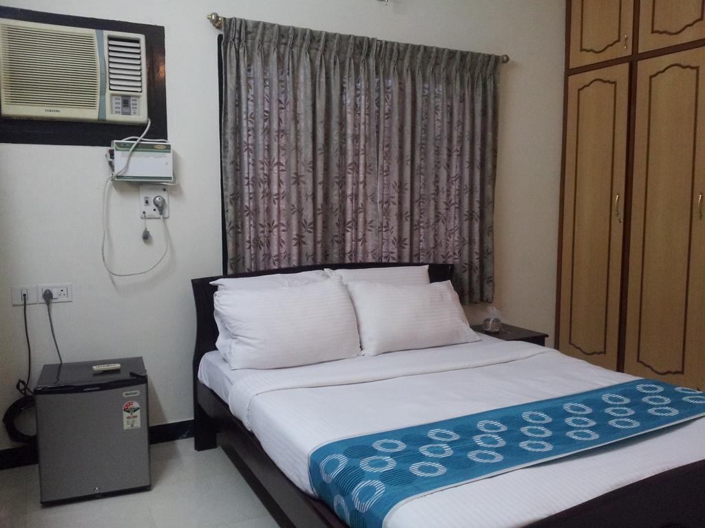 Roshini Serviced Guest house 2*