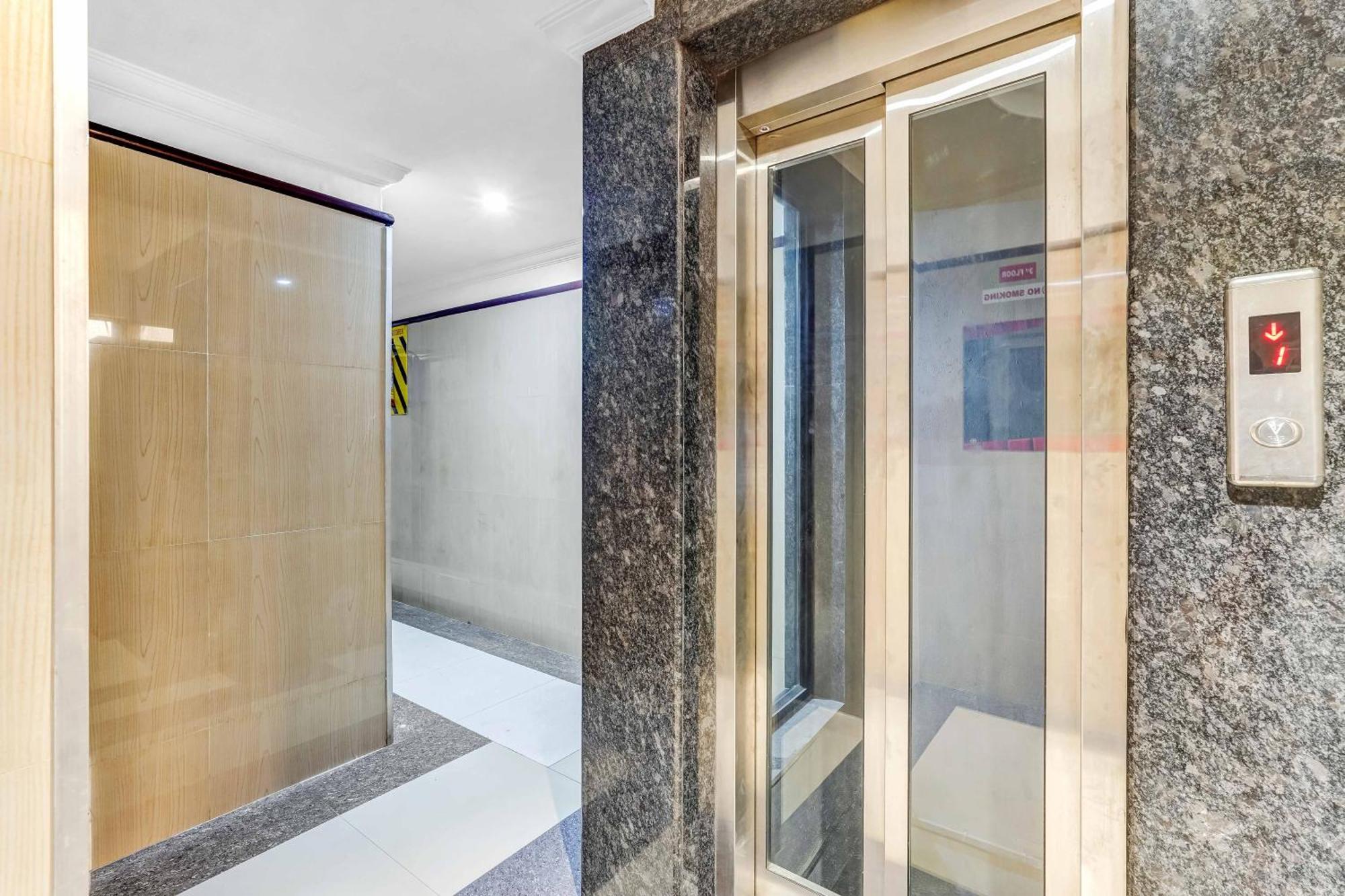 Season 4 Residences - Teynampet Near Apollo Hospital ,balaji Dental, Us Consulate Hotel 2*