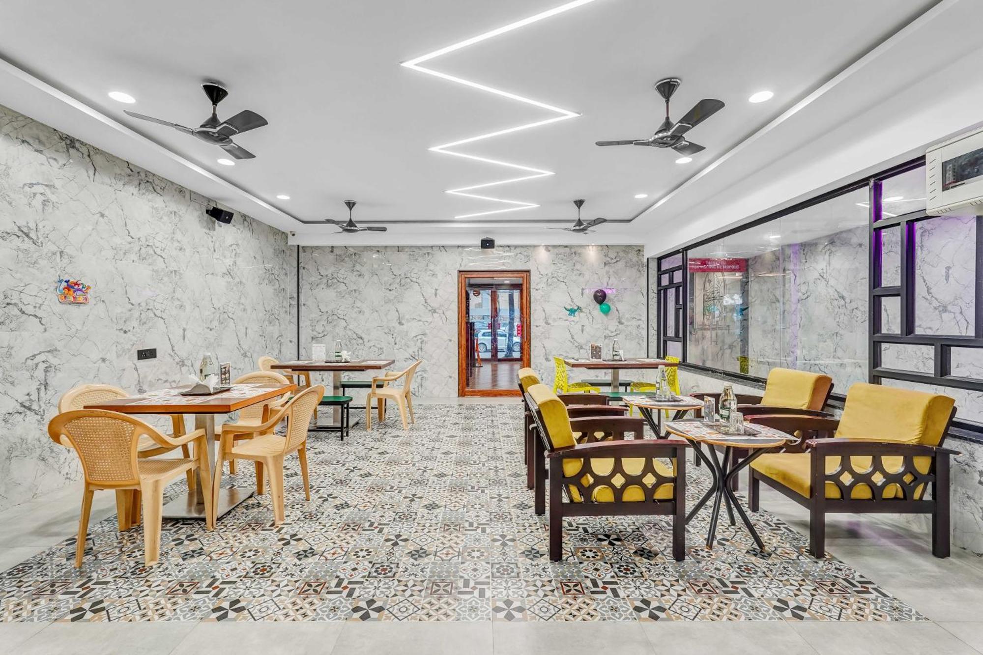 Hotel Season 4 Residences - Teynampet Near Apollo Hospital ,balaji Dental, Us Consulate Chennai