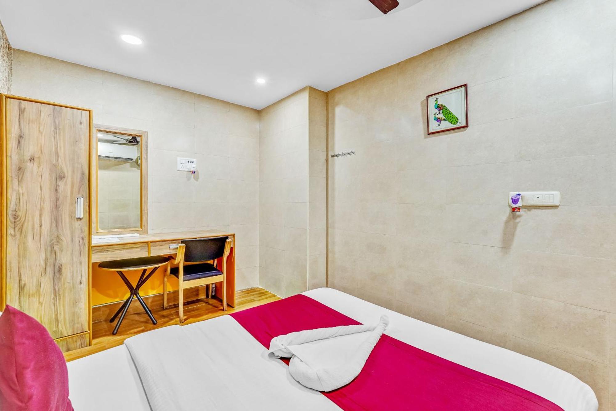 Hotel Season 4 Residences - Teynampet Near Apollo Hospital ,balaji Dental, Us Consulate