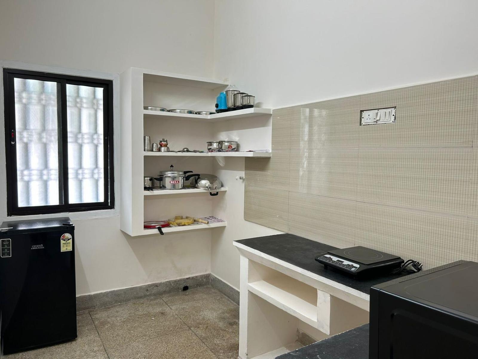 - Ac 1 Bhk Near Alrport Apartment Chennai