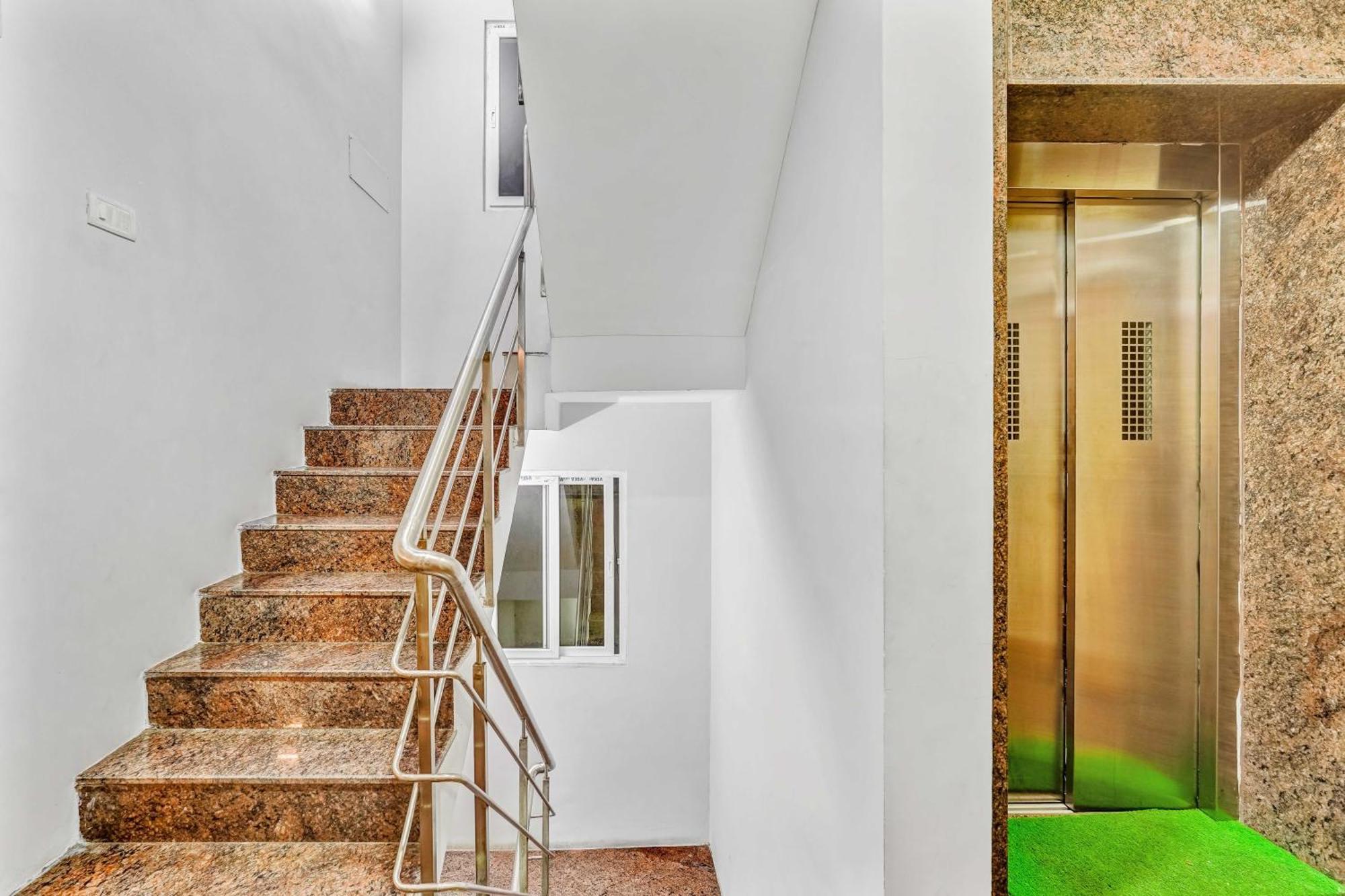 Apartment Season 4 Residences - 1bhk Furnished *