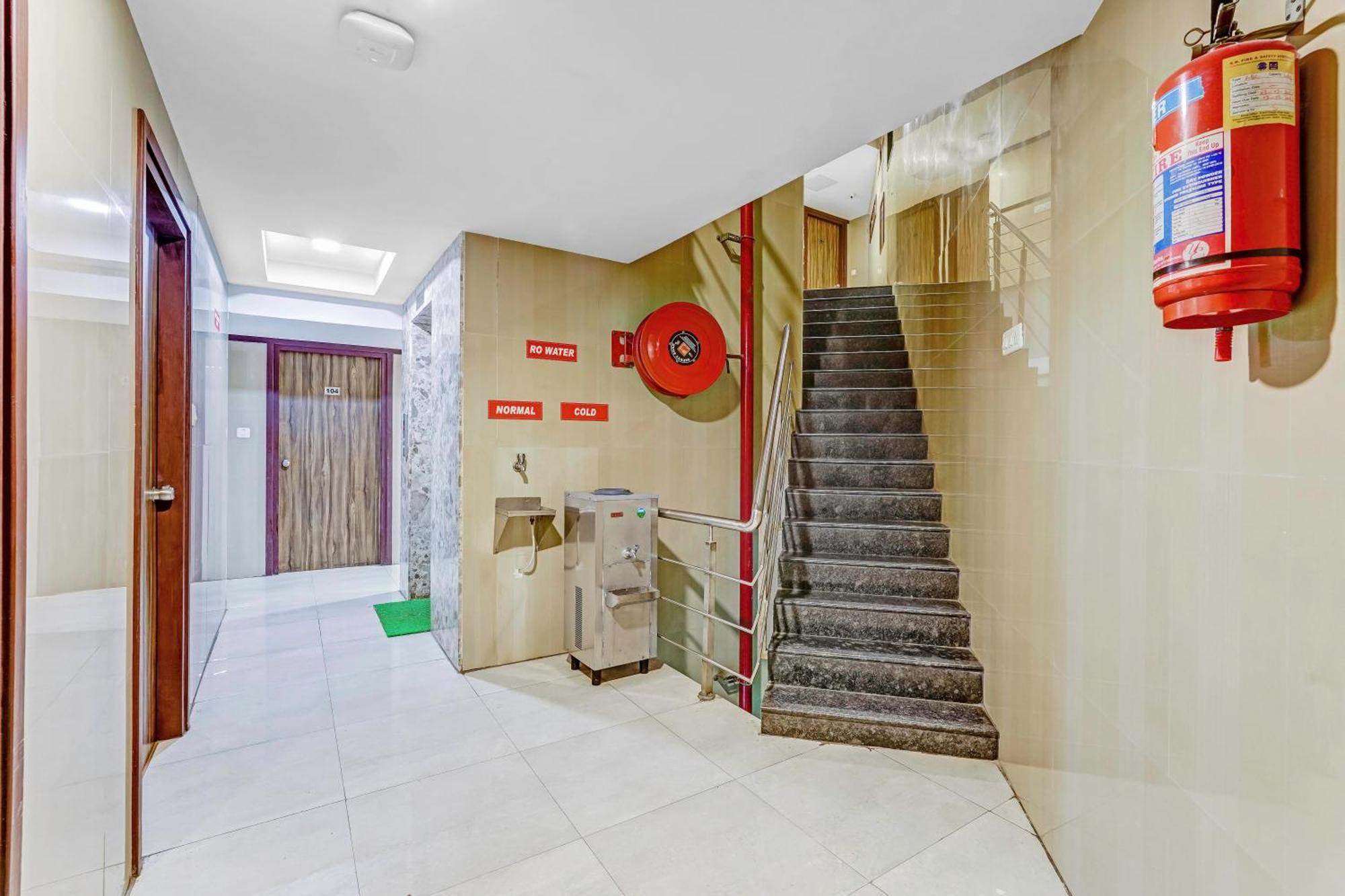 Season 4 Residences - Nungambakkam Near Us Consulate, Apollo Hospital, Shankar Nethralaya Chennai