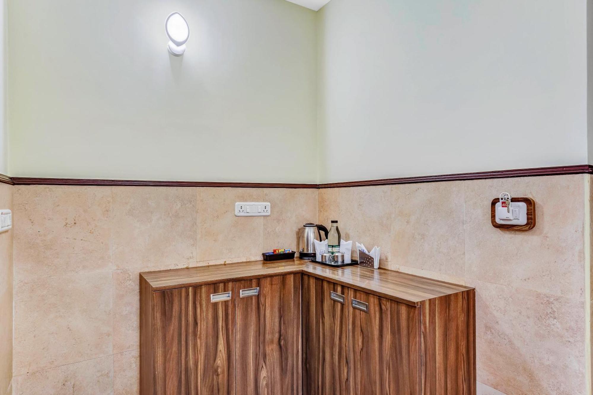 Season 4 Residences - Nungambakkam Near Us Consulate, Apollo Hospital, Shankar Nethralaya