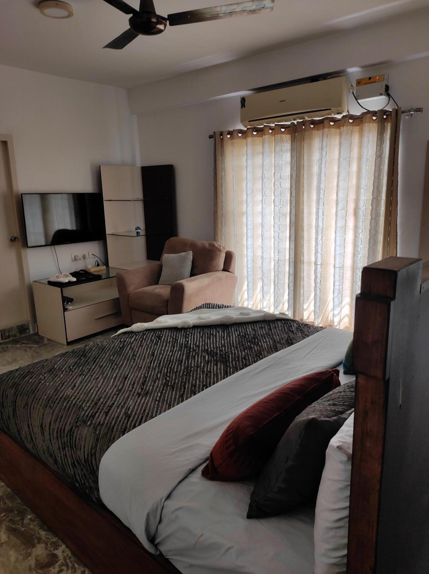Homestay The House