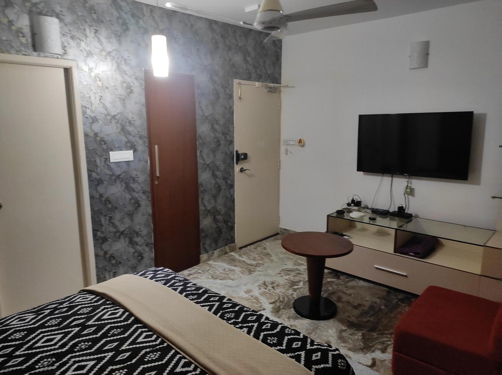 Homestay The House