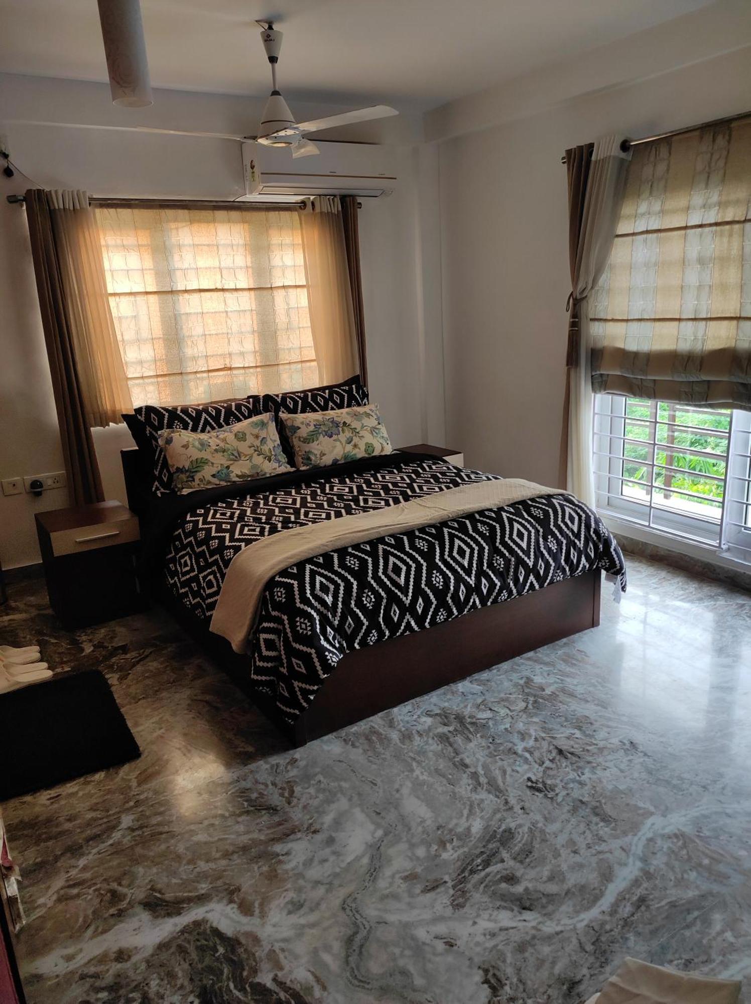 Homestay The House *