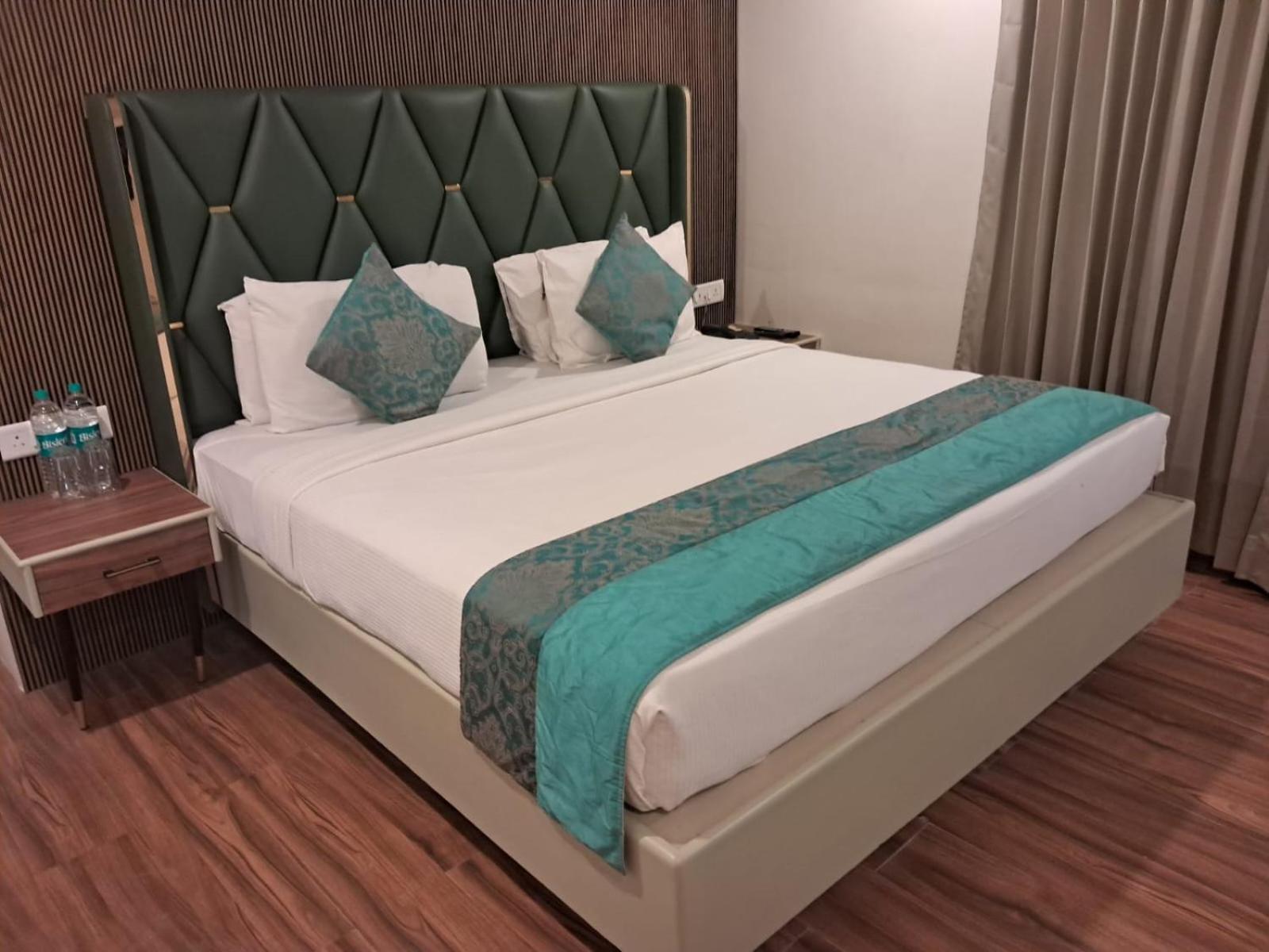 Grand Hotel