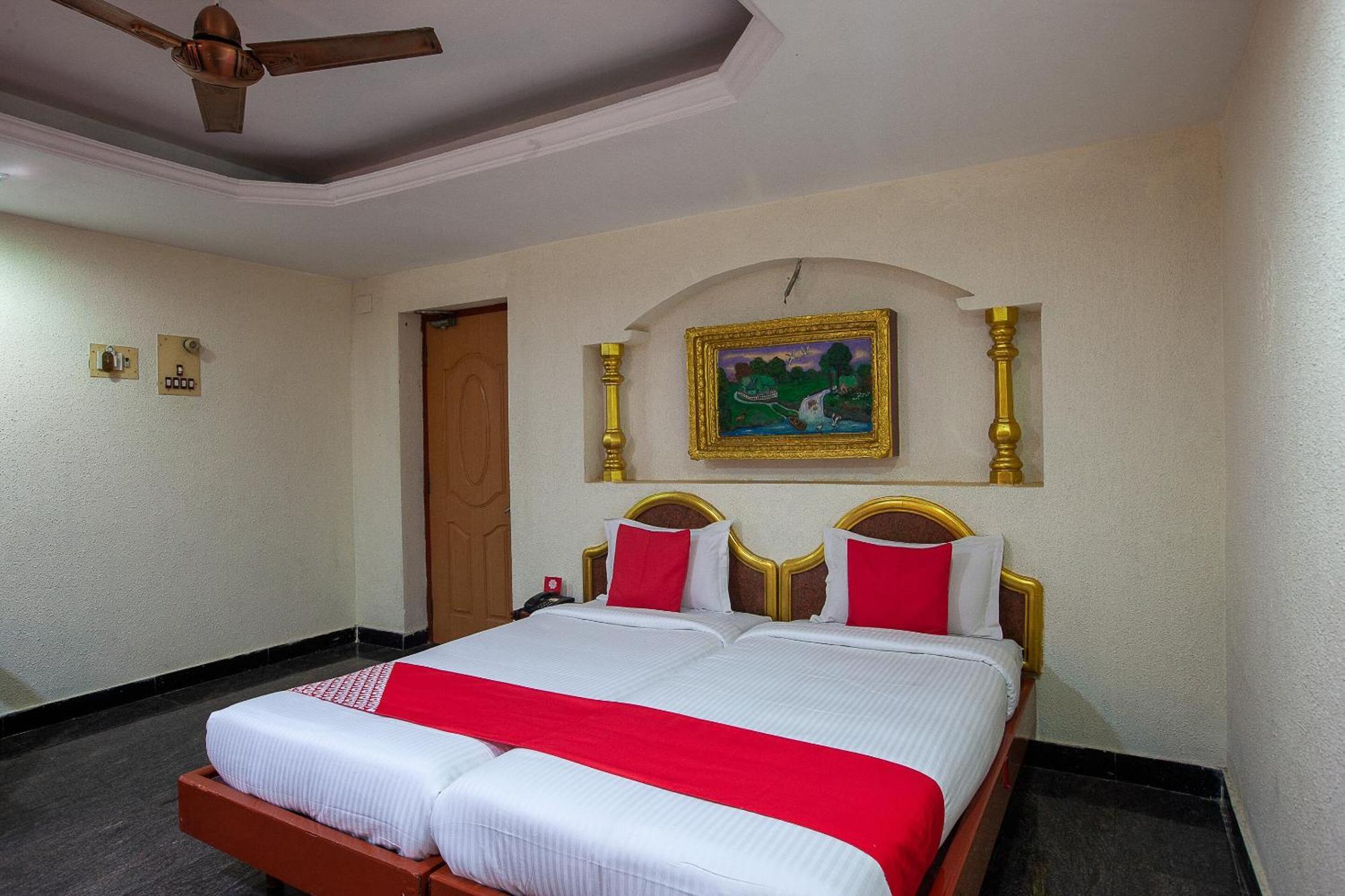 Hotel Collection O Sudha Near Sangam Cinemas Chennai