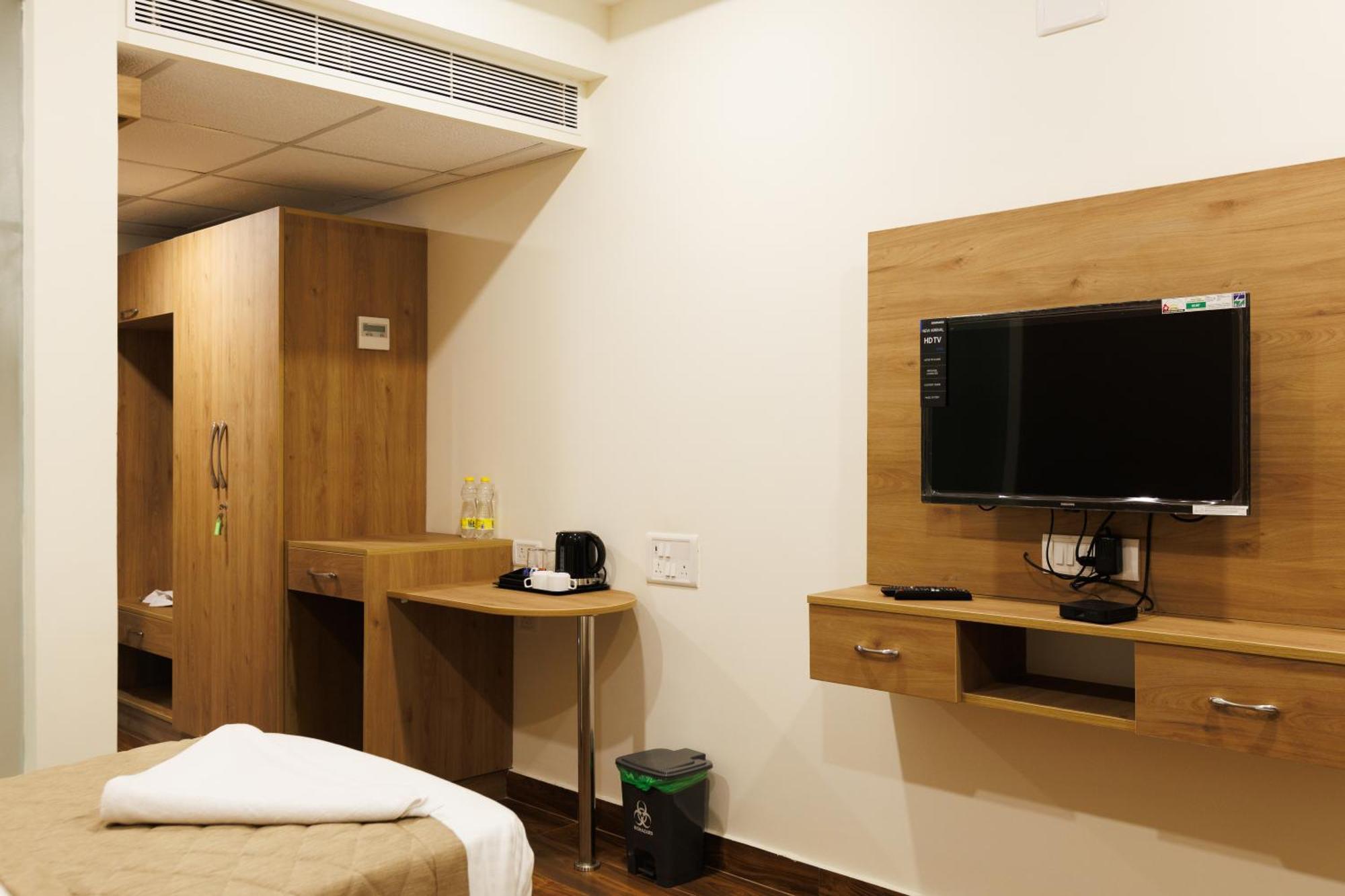 V V Grand Hotel Chennai