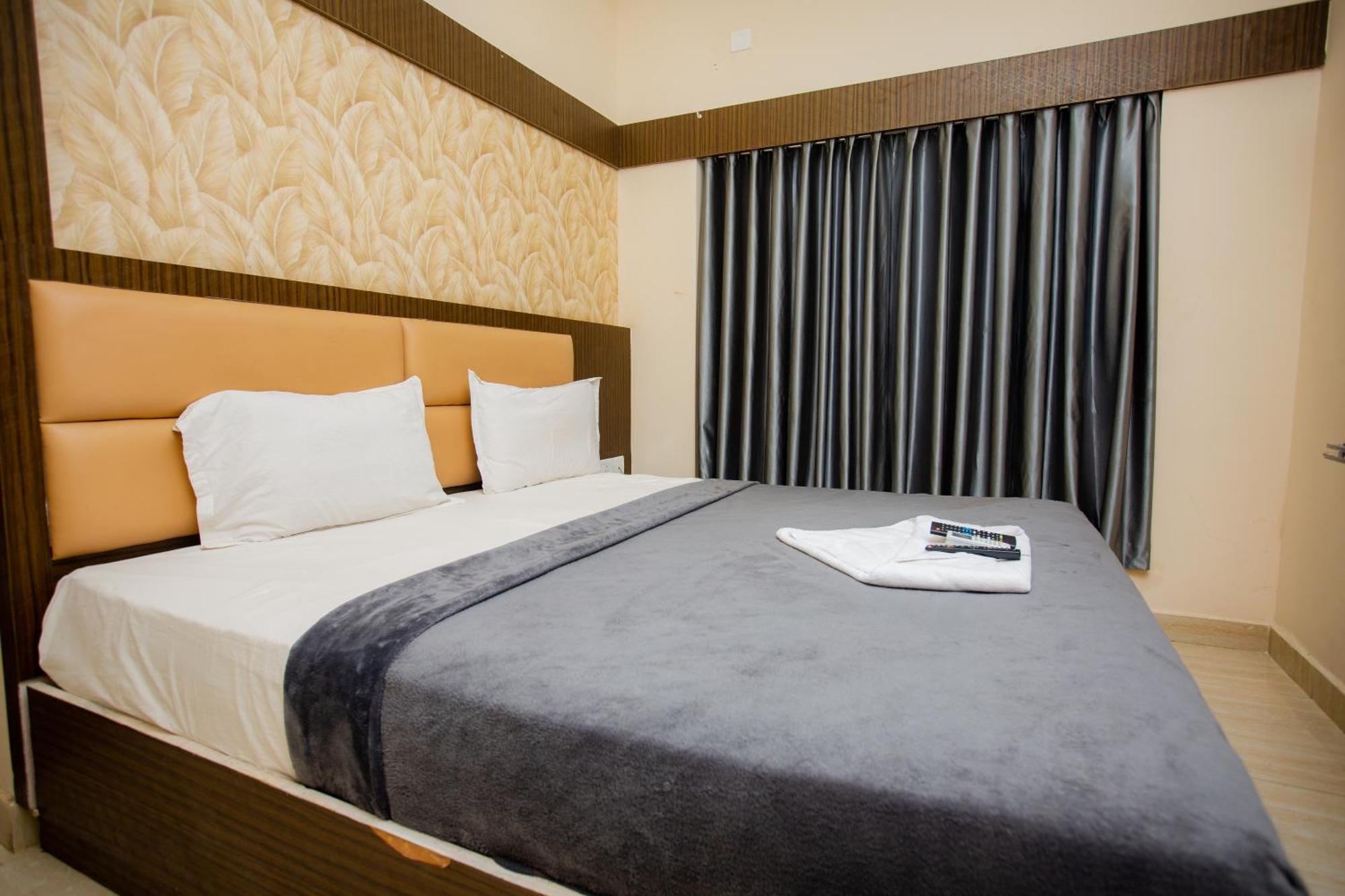 The Park Avenue - Business Class Near Railway Station Periyamet *
