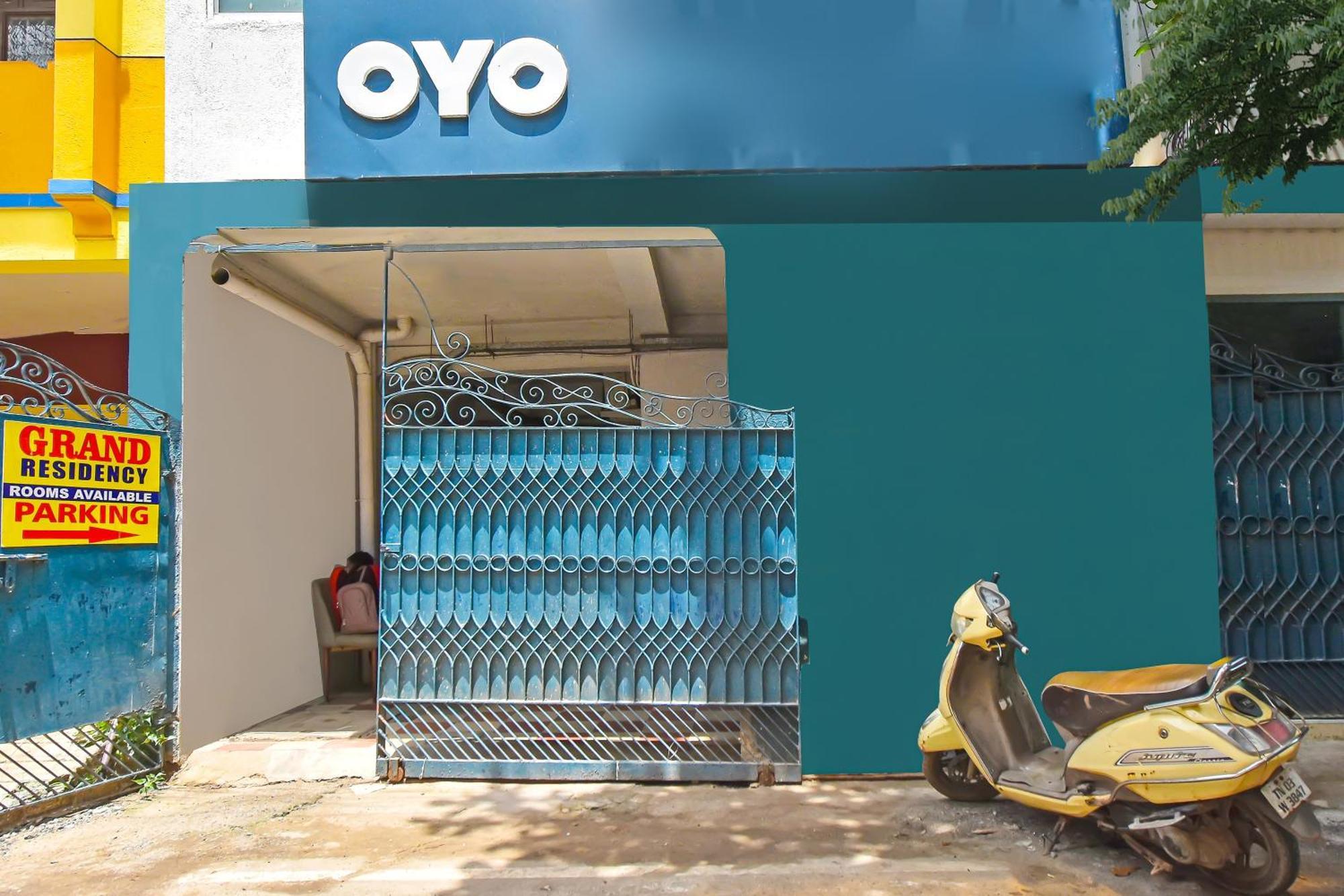 O Grand Residency Near Kasi Talkies 3*