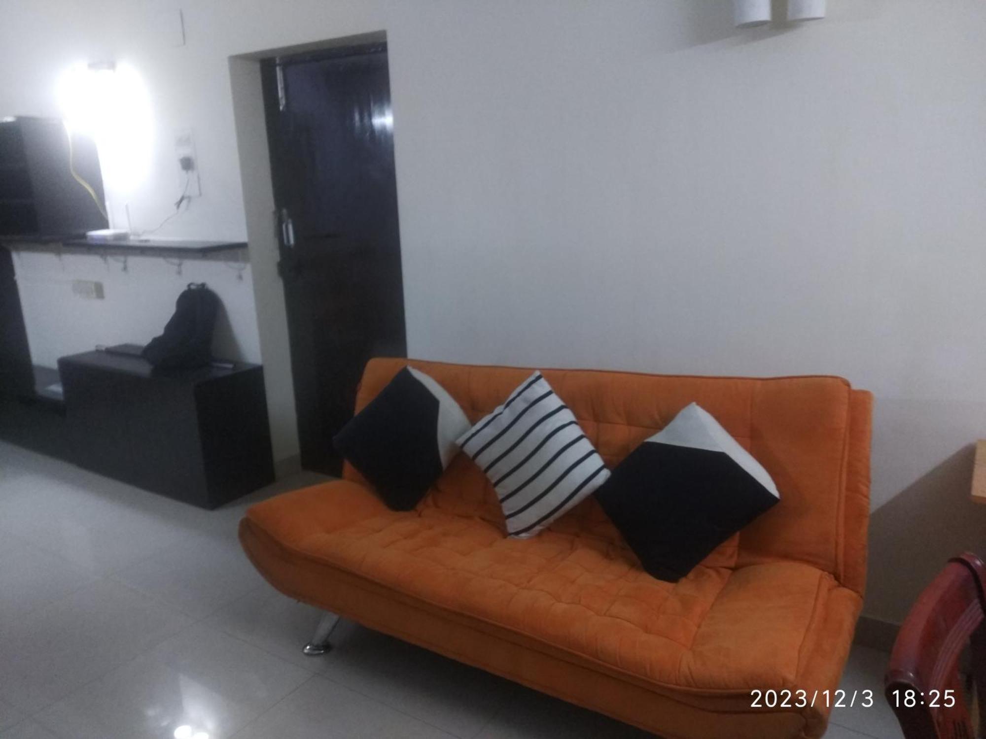Royale Seaward Supreme Guest house *
